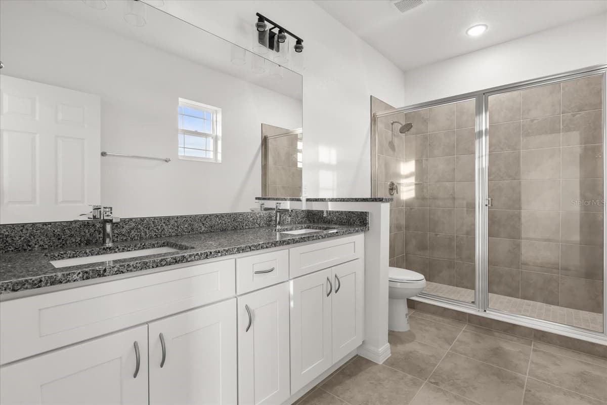 915 LAKEFRONT VILLAGE DRIVE — photo 18 of 30
