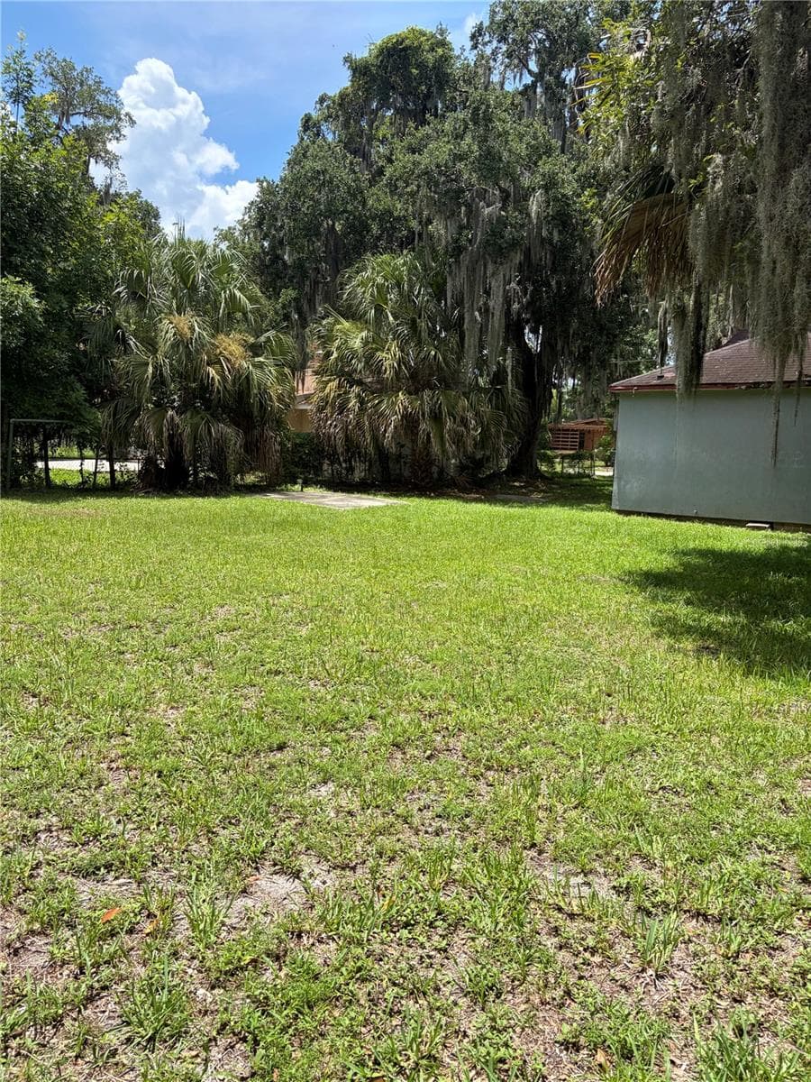 915 WINCHESTER STREET — photo 18 of 23