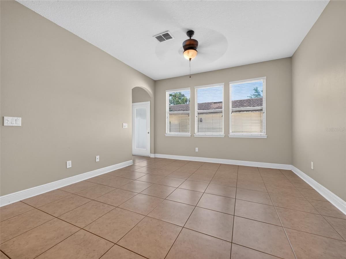 865 BELLES FERRY LOOP — photo 17 of 49