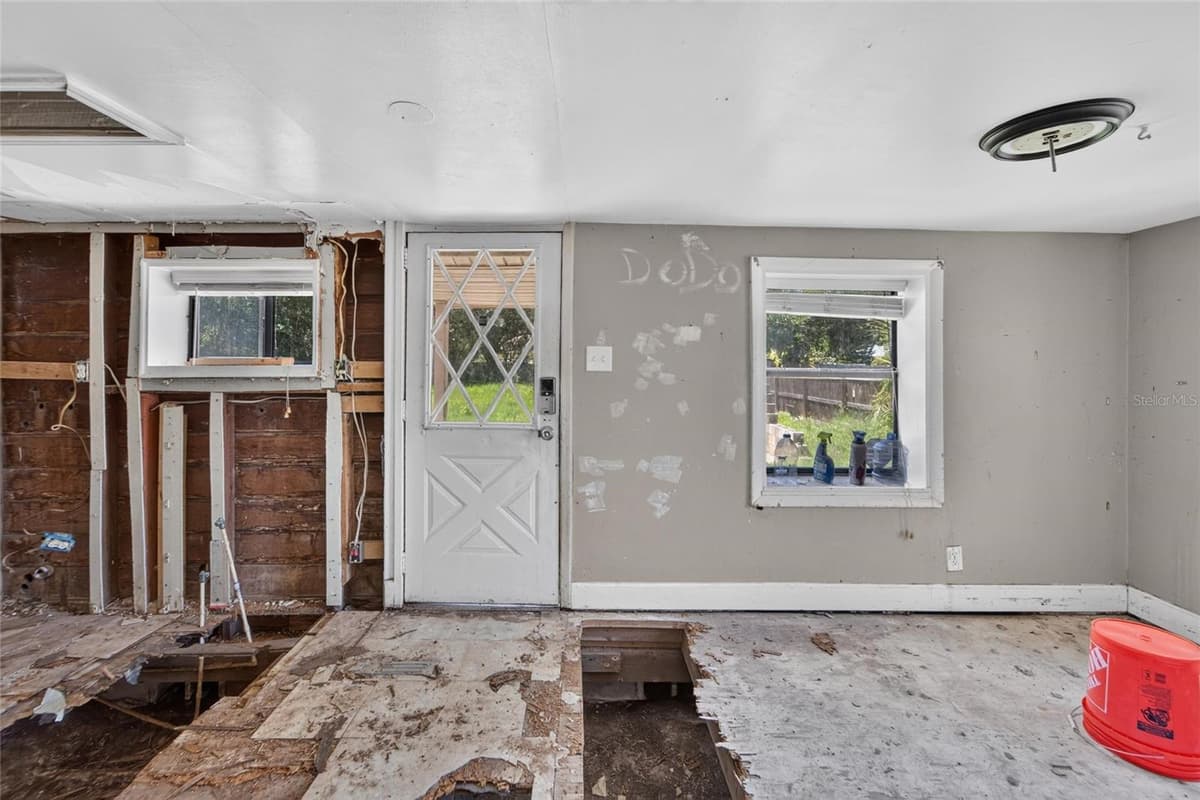 805 SHELL POINT ROAD — photo 32 of 69