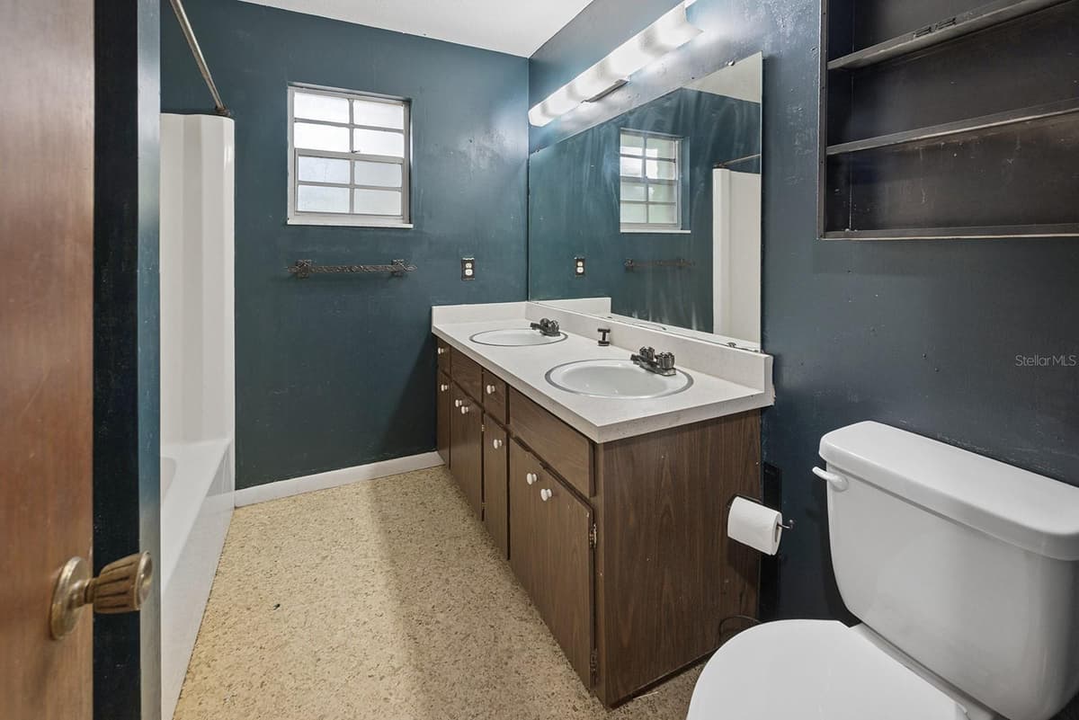 7908 LAKE GENEVA LANE — photo 19 of 45