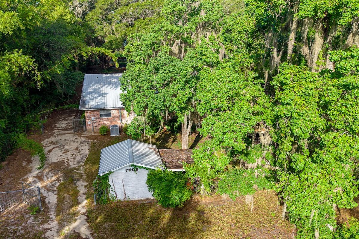 7908 LAKE GENEVA LANE — photo 8 of 45