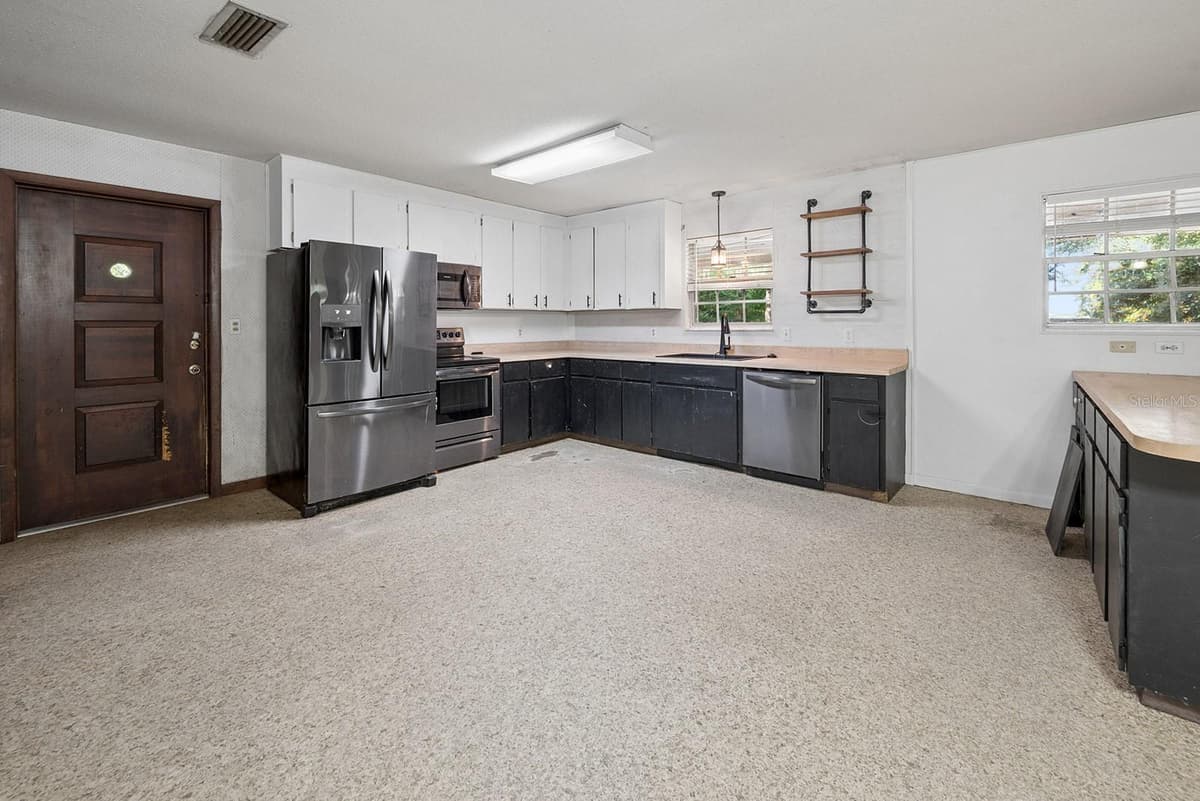7908 LAKE GENEVA LANE — photo 13 of 45
