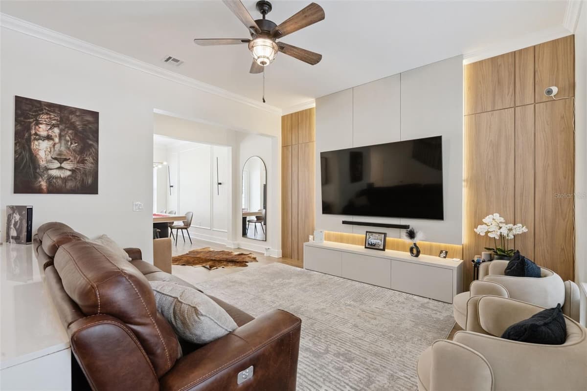 1134 CELEBRATION AVENUE — photo 3 of 20