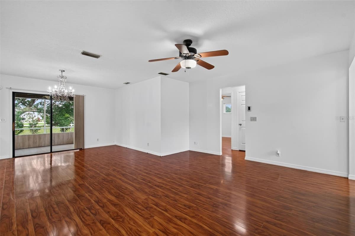 3341 44TH COURT — photo 7 of 47