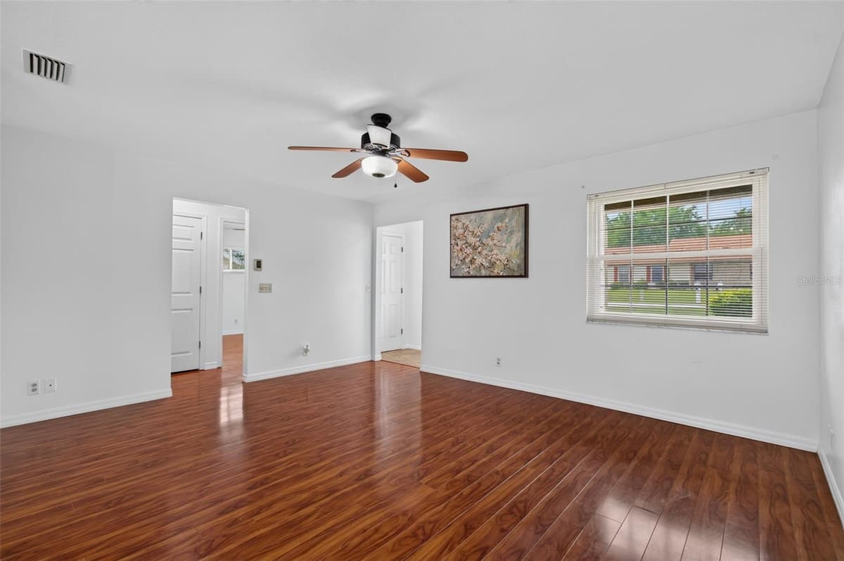 3341 44TH COURT — photo 8 of 47