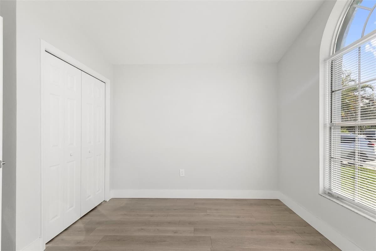 11651 SUNSHINE POND ROAD — photo 32 of 50