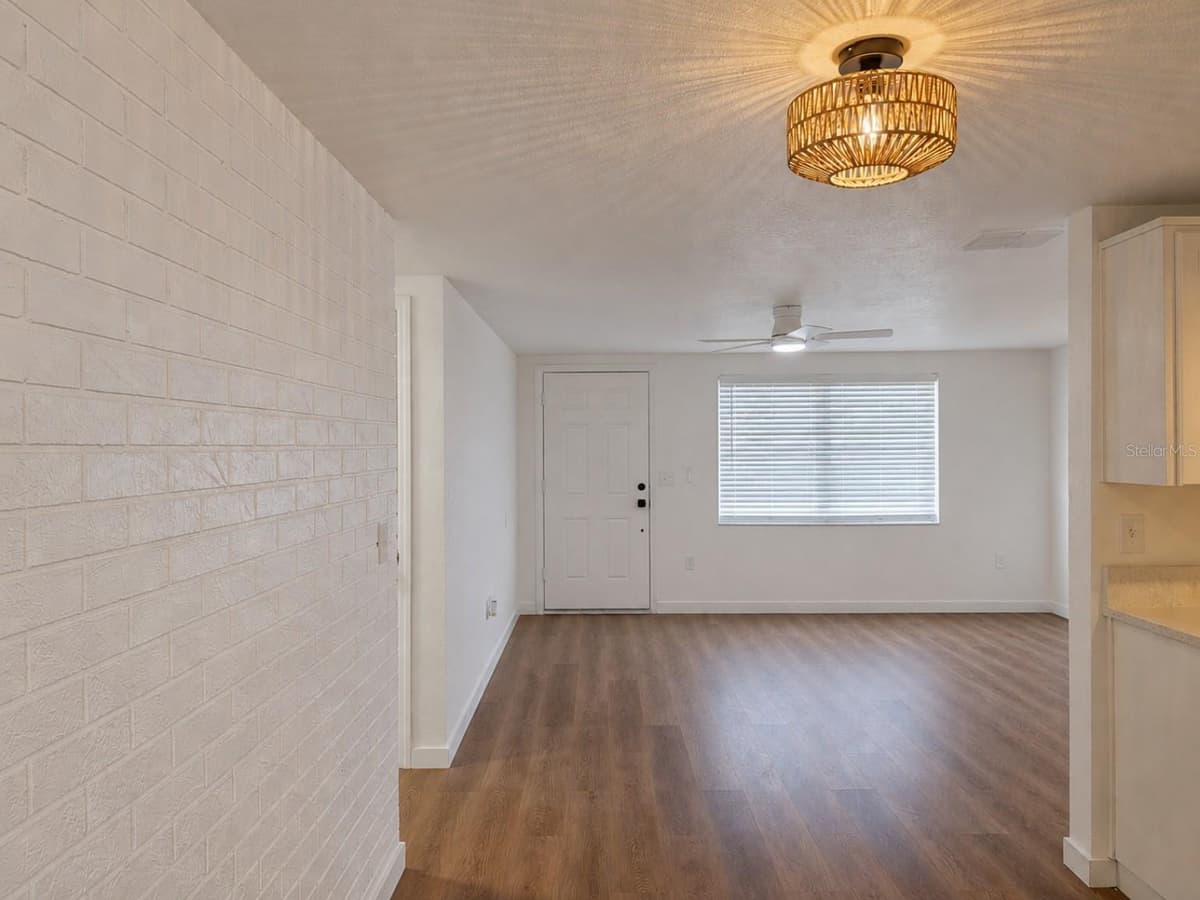 7615 IRONBARK DRIVE — photo 2 of 16