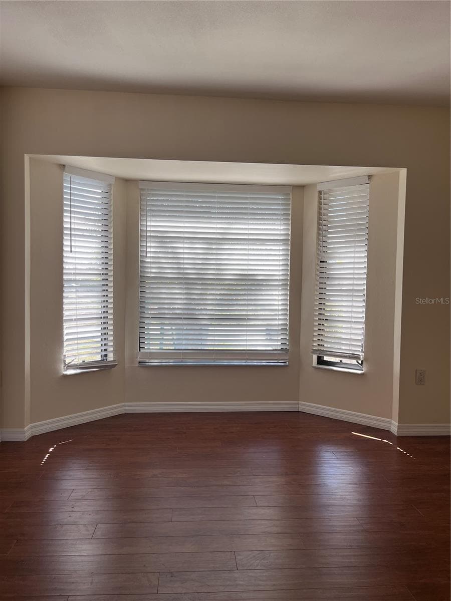 5816 MONROE ROAD — photo 11 of 20