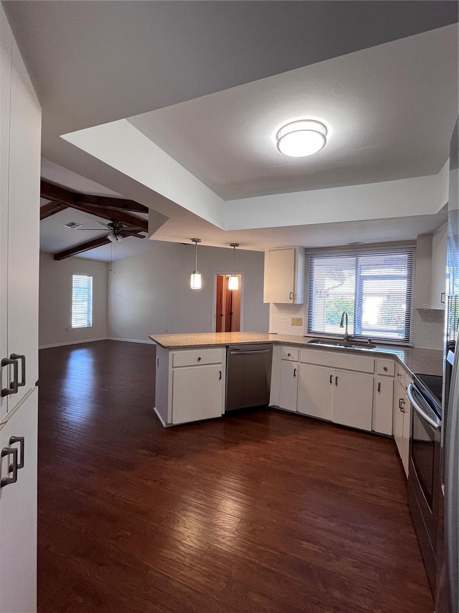 5816 MONROE ROAD — photo 3 of 20