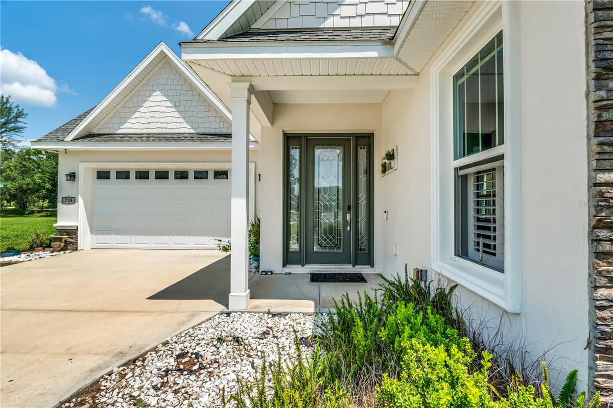 728 LAKE DIAMOND AVENUE — photo 5 of 62