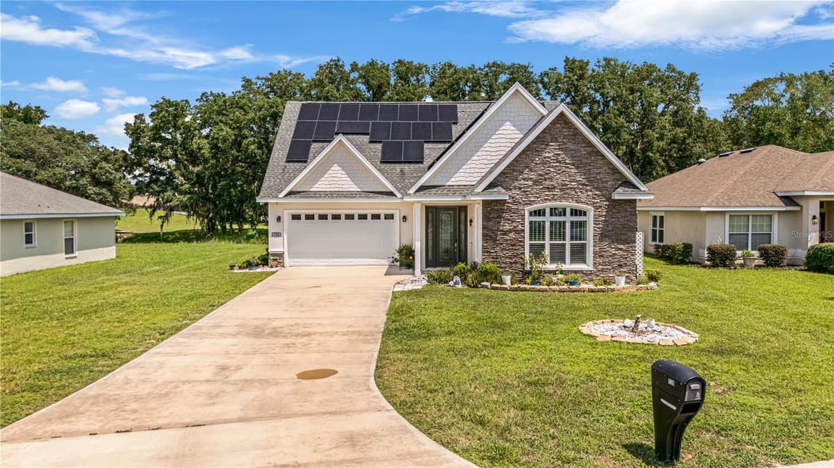 728 LAKE DIAMOND AVENUE — photo 4 of 62