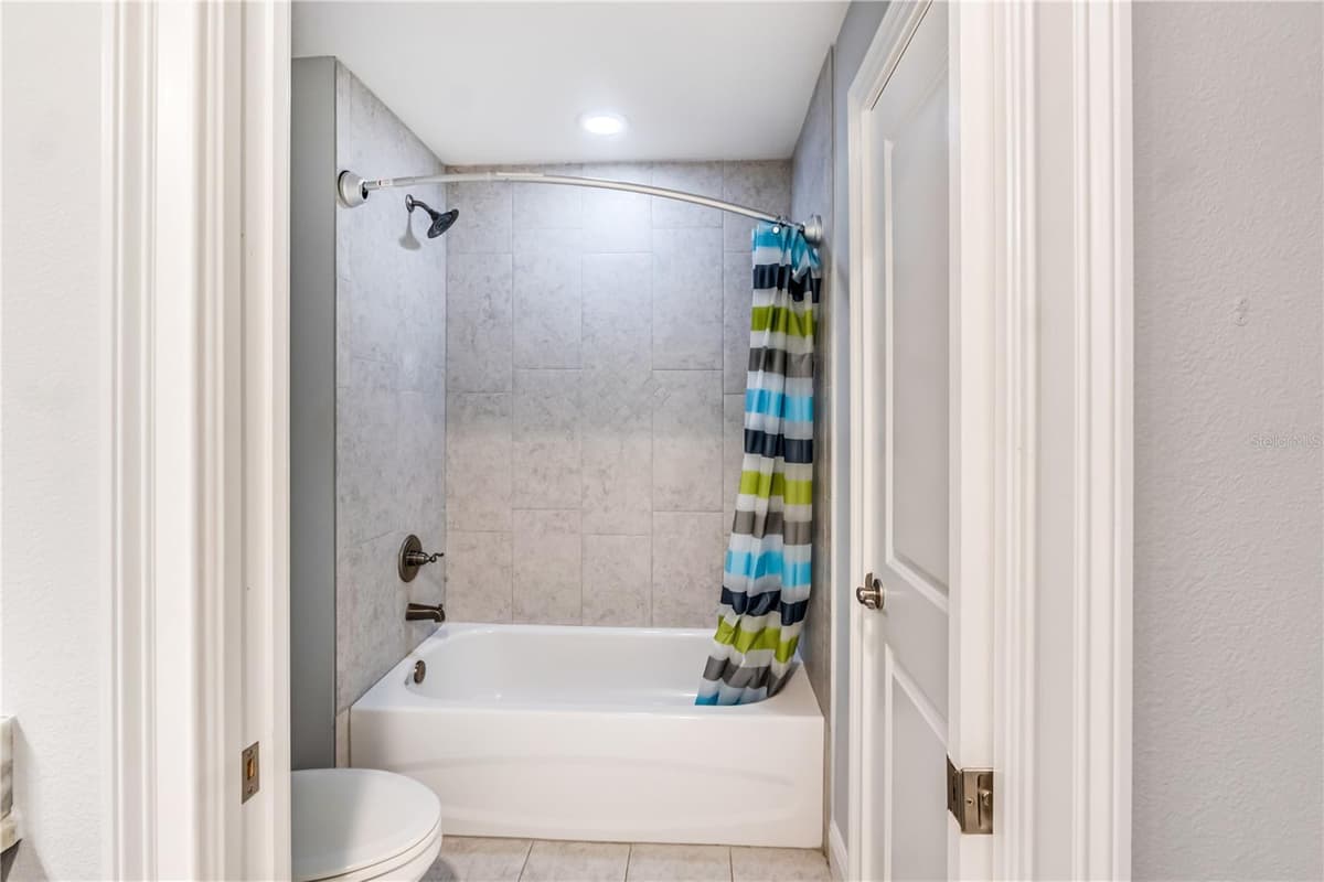 728 LAKE DIAMOND AVENUE — photo 54 of 62
