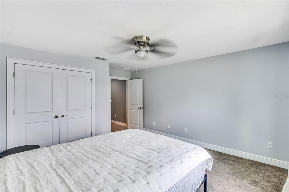 728 LAKE DIAMOND AVENUE — photo 52 of 62