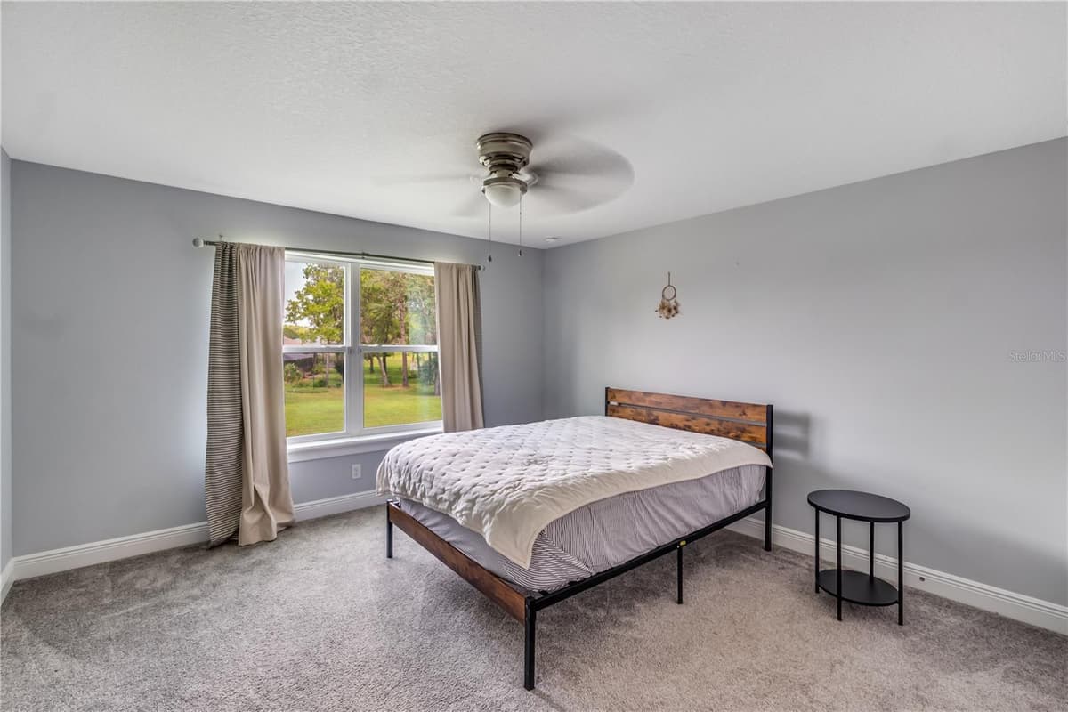 728 LAKE DIAMOND AVENUE — photo 50 of 62