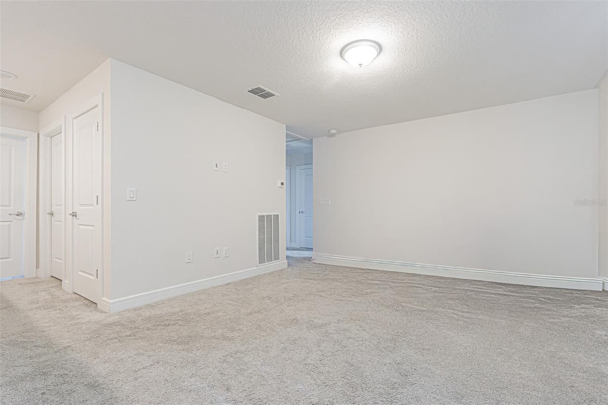 21027 MONZA LOOP — photo 11 of 30