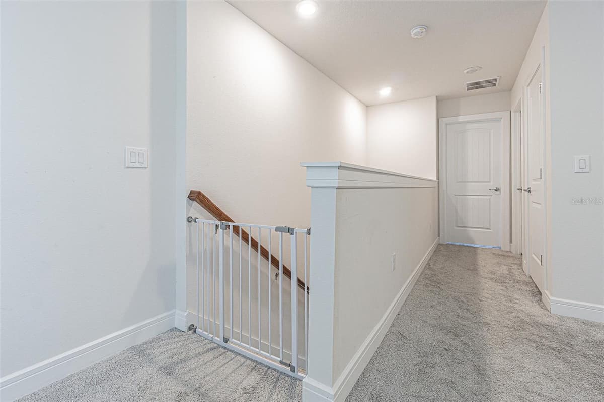 21027 MONZA LOOP — photo 10 of 30
