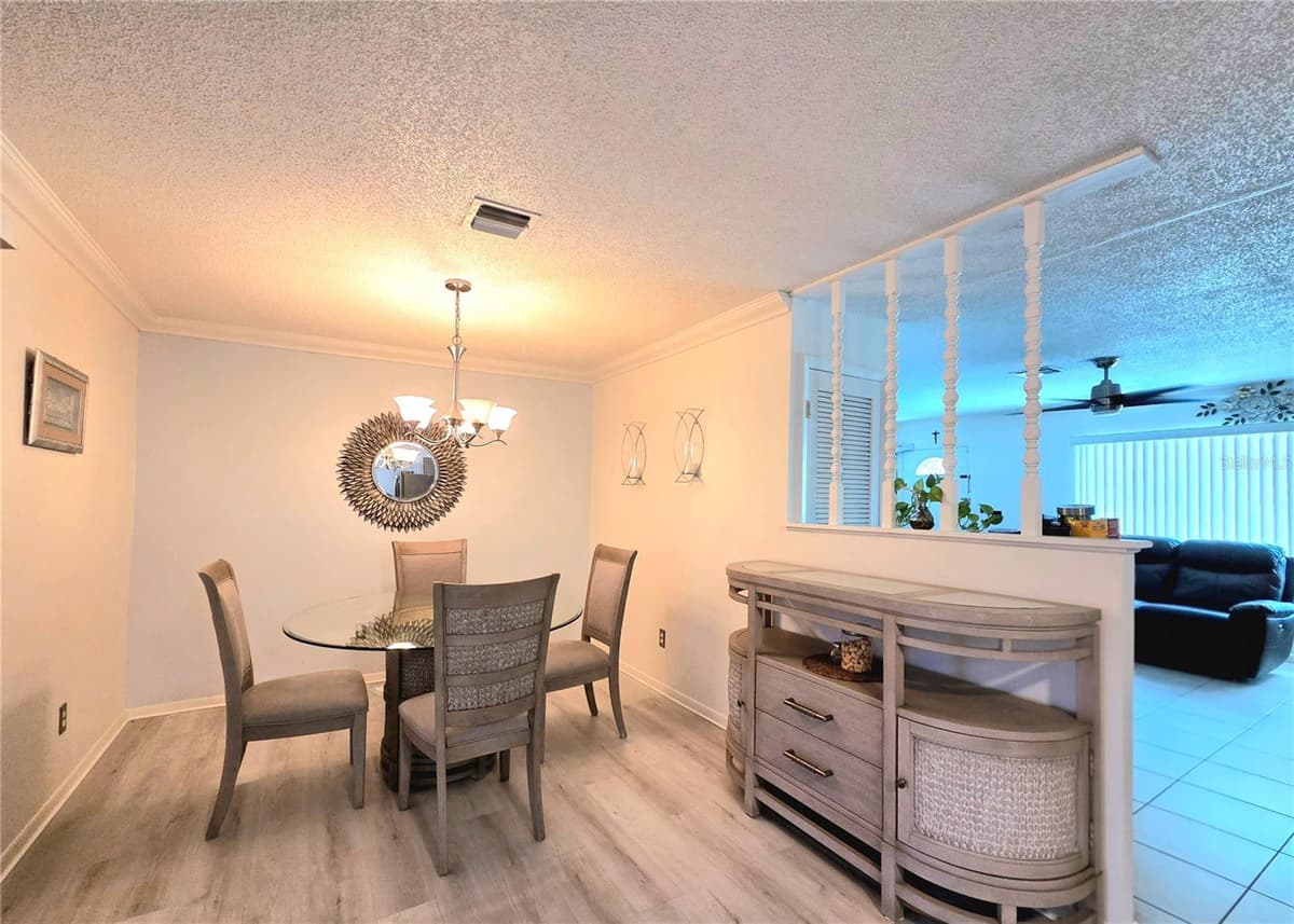 2245 ELIZABETH DRIVE — photo 12 of 32