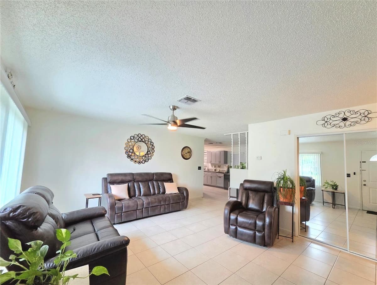 2245 ELIZABETH DRIVE — photo 6 of 32