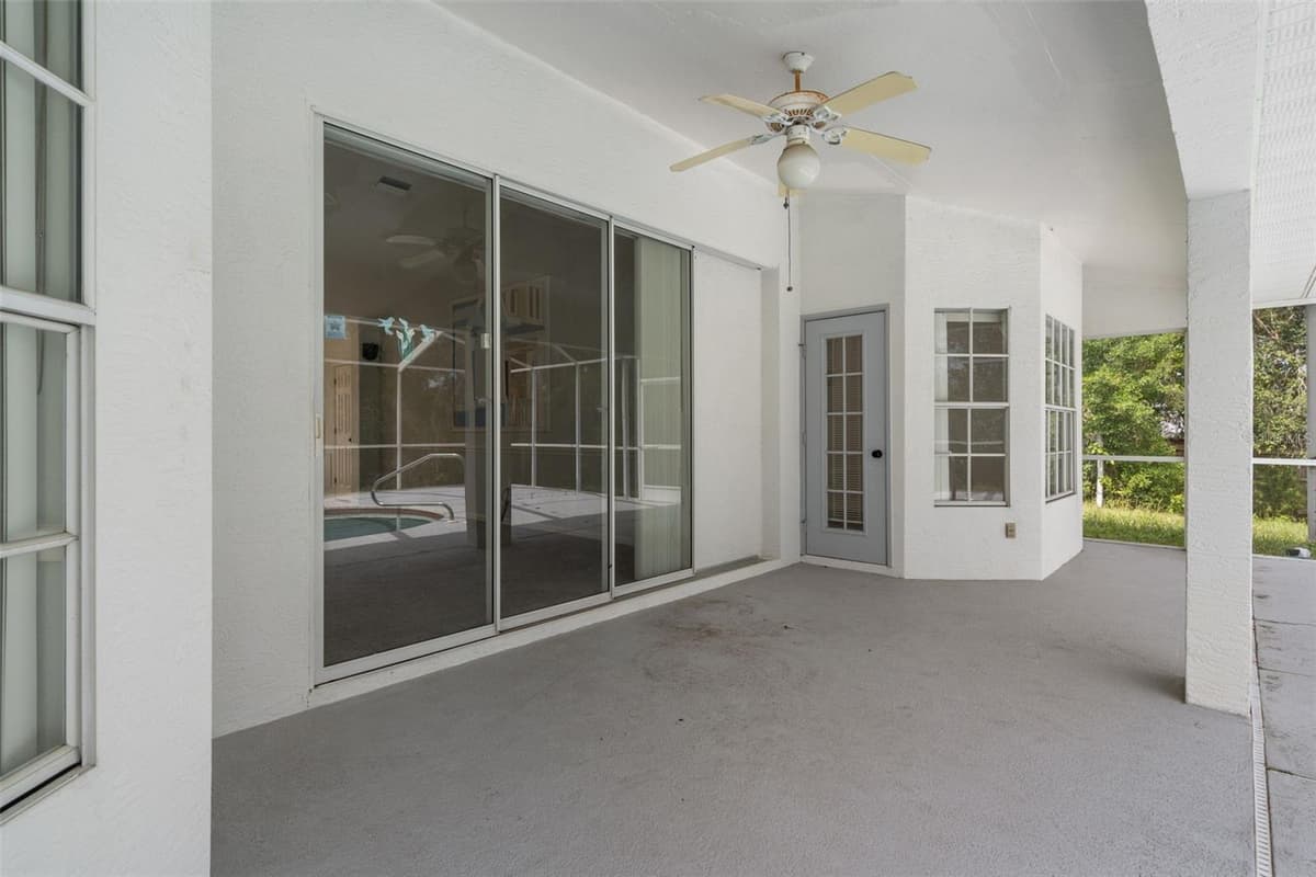 7401 BLACKBIRD AVENUE — photo 42 of 54