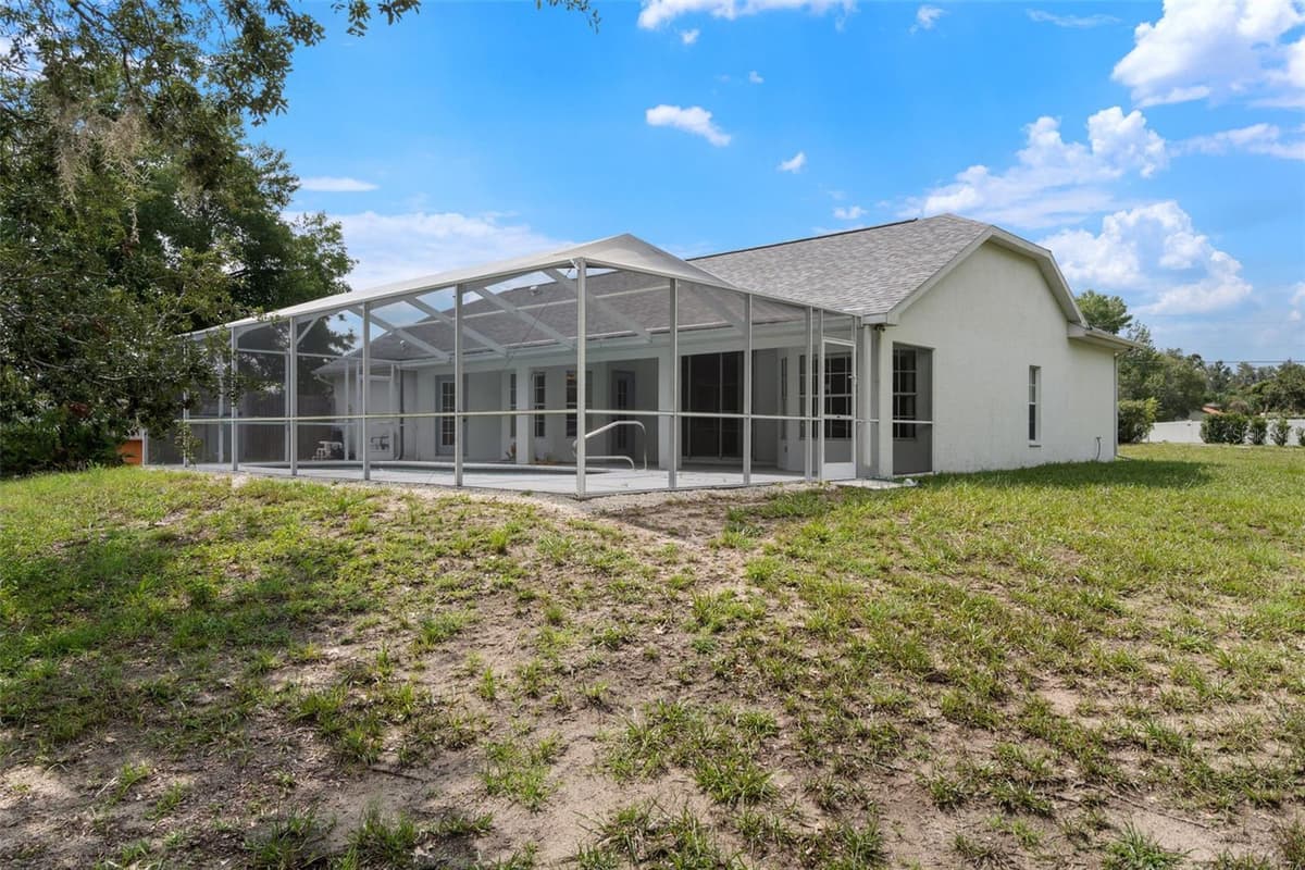 7401 BLACKBIRD AVENUE — photo 47 of 54