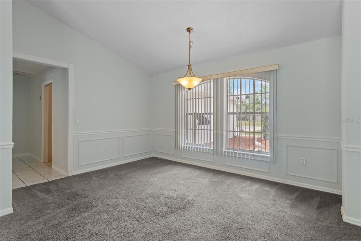 7401 BLACKBIRD AVENUE — photo 13 of 54