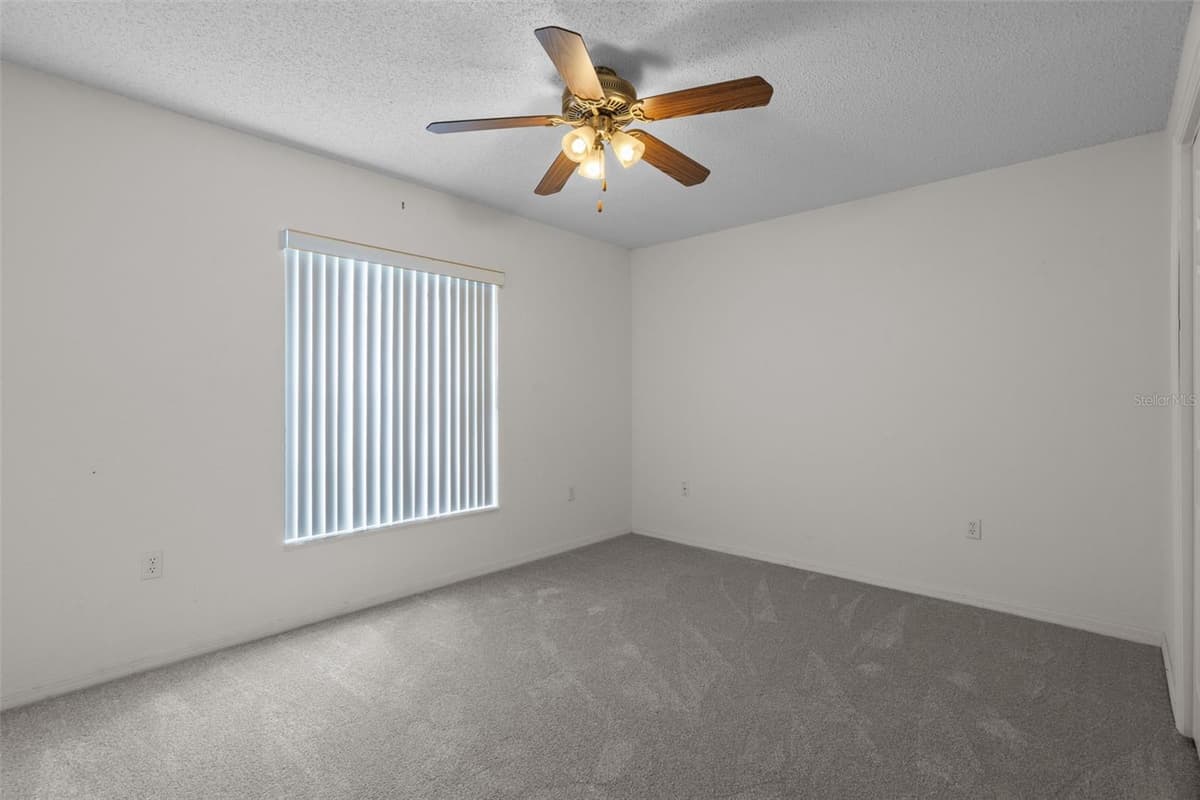 7401 BLACKBIRD AVENUE — photo 37 of 54