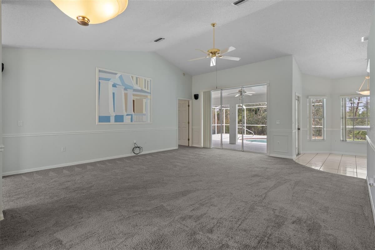 7401 BLACKBIRD AVENUE — photo 15 of 54