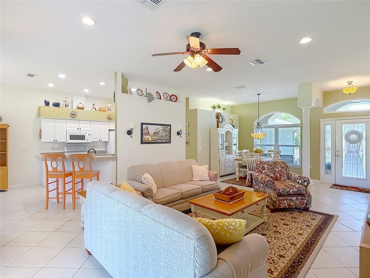 13540 PLANTATION LAKE CIRCLE — photo 9 of 61