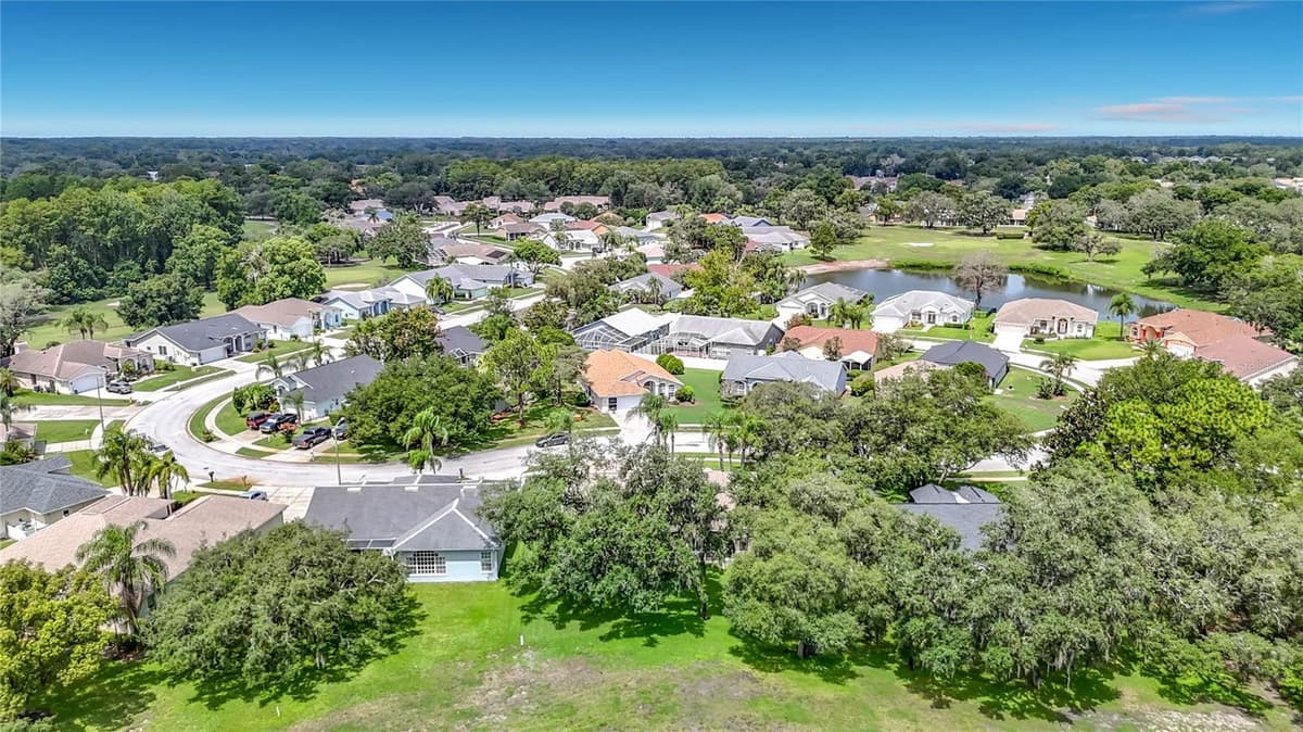 13540 PLANTATION LAKE CIRCLE — photo 52 of 61
