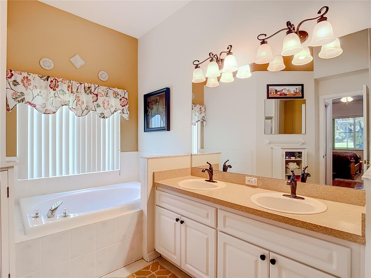 13540 PLANTATION LAKE CIRCLE — photo 25 of 61