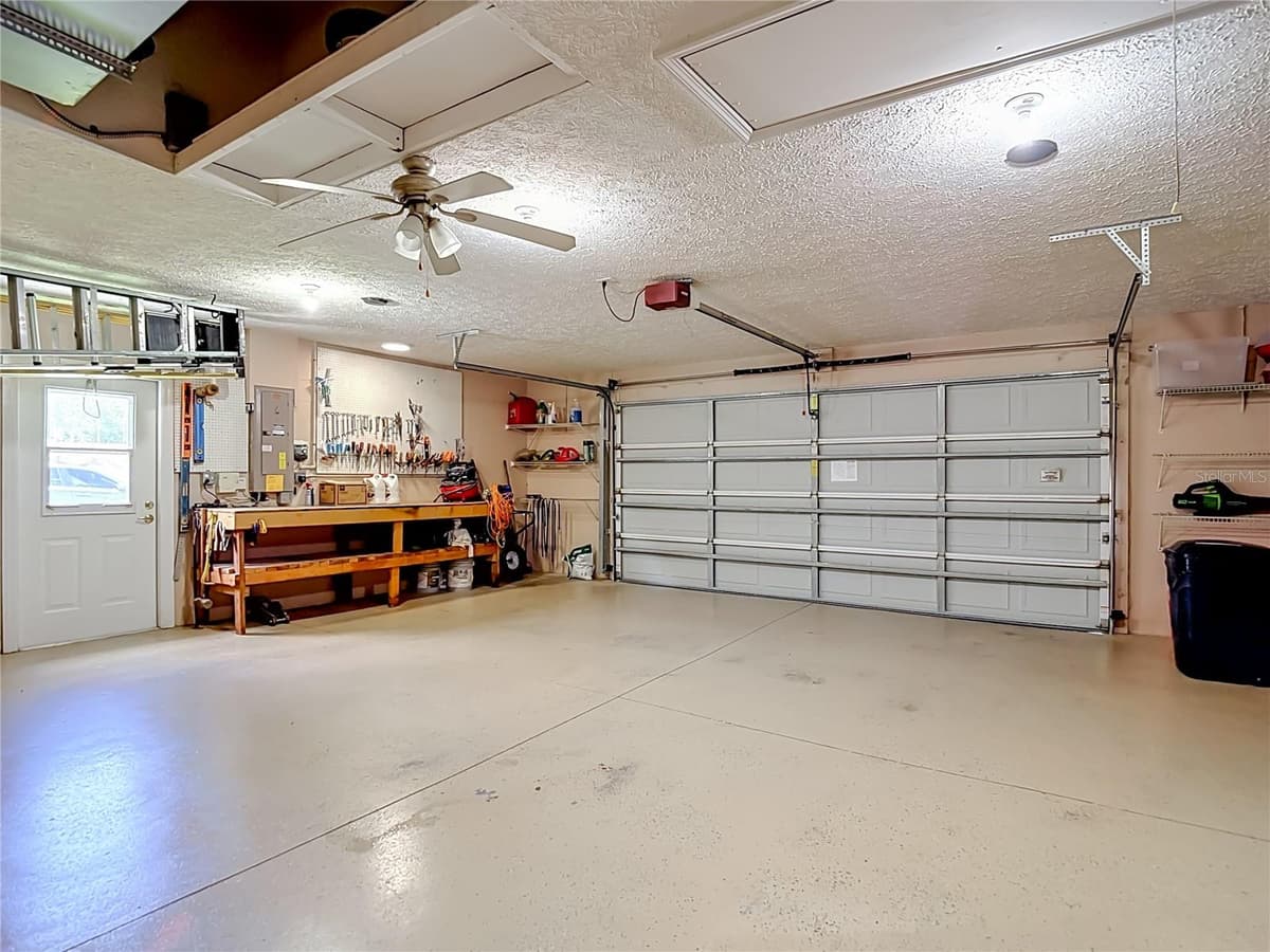 13540 PLANTATION LAKE CIRCLE — photo 40 of 61