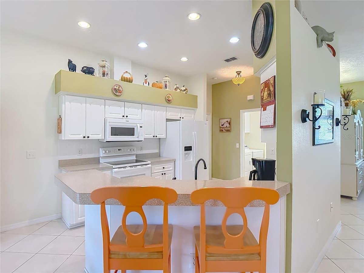 13540 PLANTATION LAKE CIRCLE — photo 15 of 61