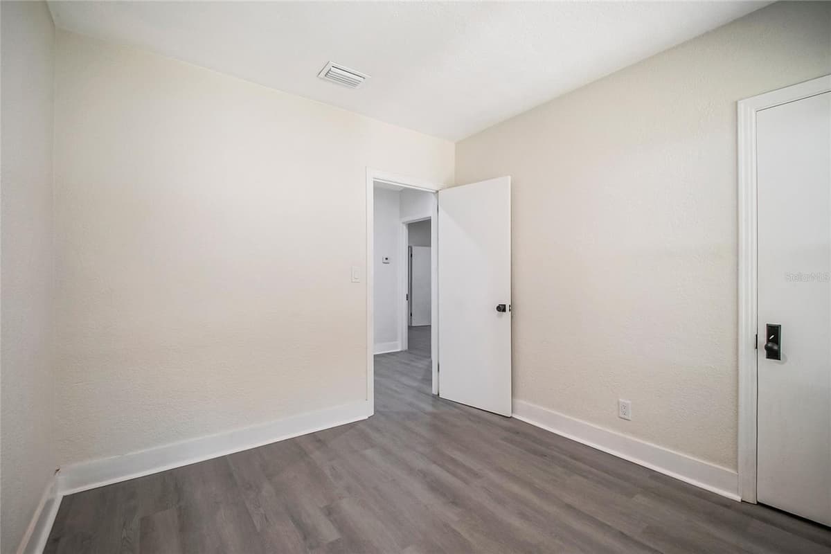 1504 LINE STREET — photo 39 of 46