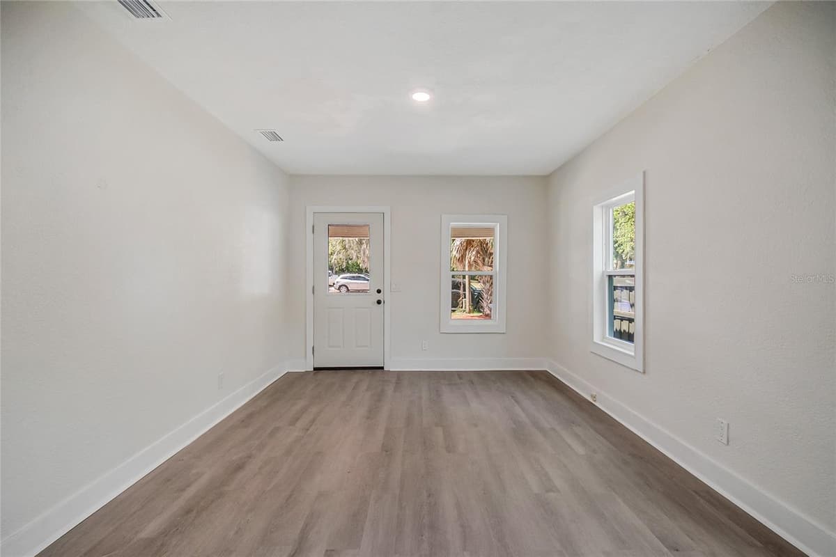 1504 LINE STREET — photo 24 of 46