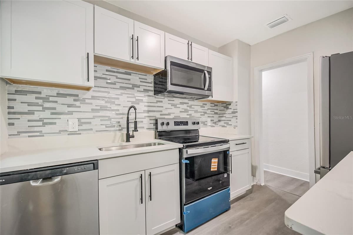 1504 LINE STREET — photo 33 of 46