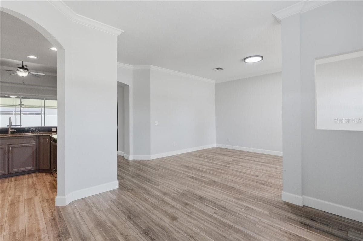 3221 OAK TREE LANE — photo 17 of 82