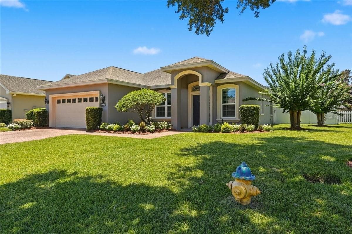 3221 OAK TREE LANE — photo 4 of 82