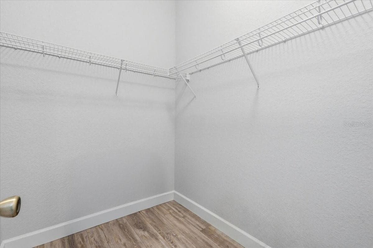 3221 OAK TREE LANE — photo 49 of 82