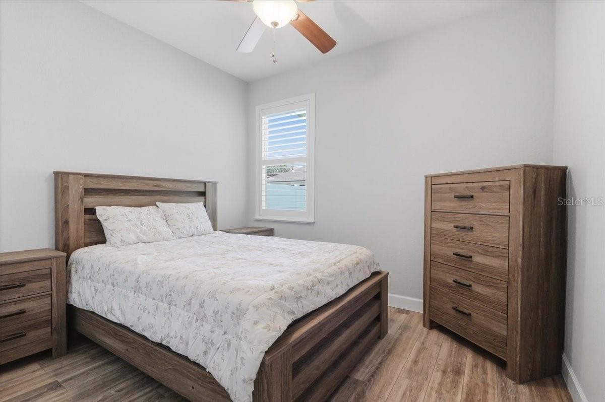3221 OAK TREE LANE — photo 51 of 82