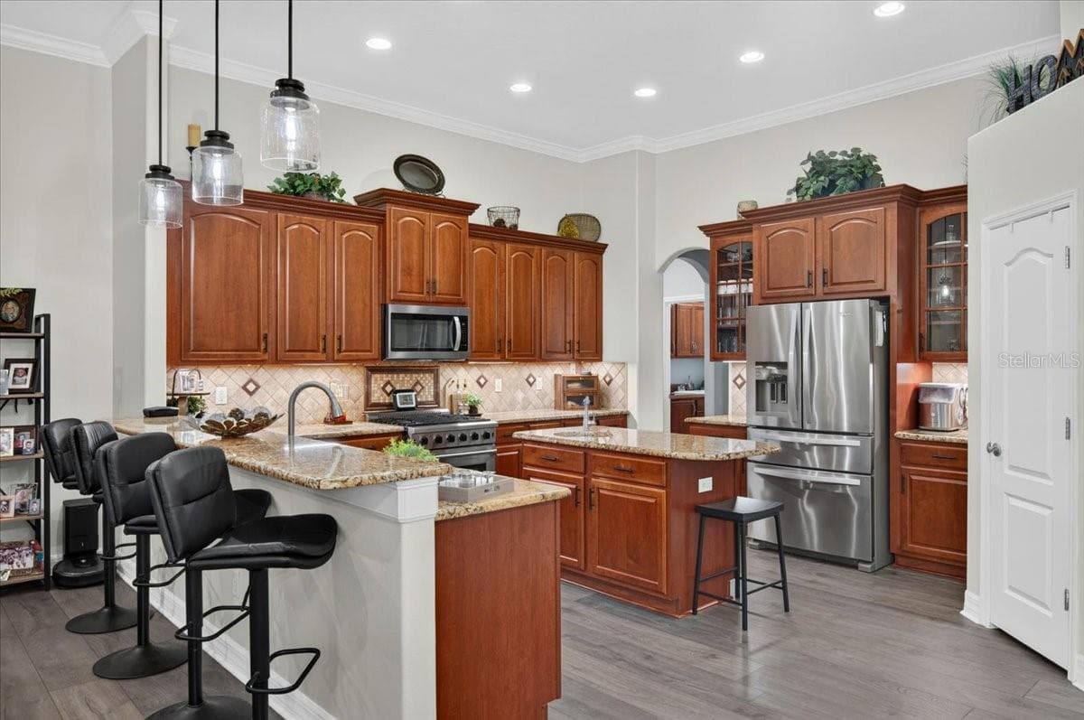 16410 IVY LAKE DRIVE — photo 16 of 56