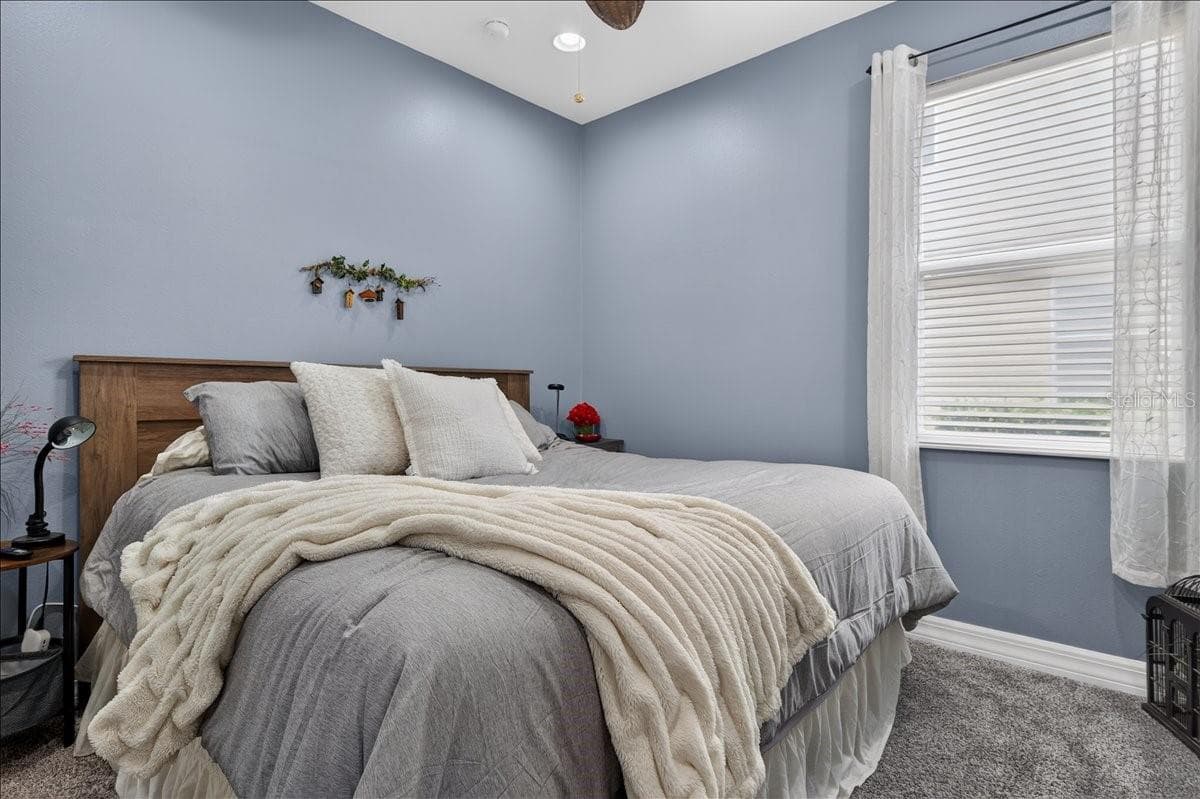 16410 IVY LAKE DRIVE — photo 31 of 56