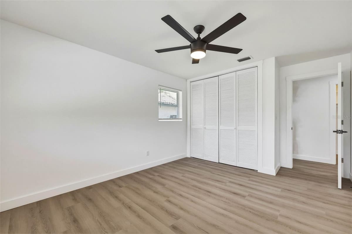 5106 OAKHAVEN LANE — photo 31 of 37
