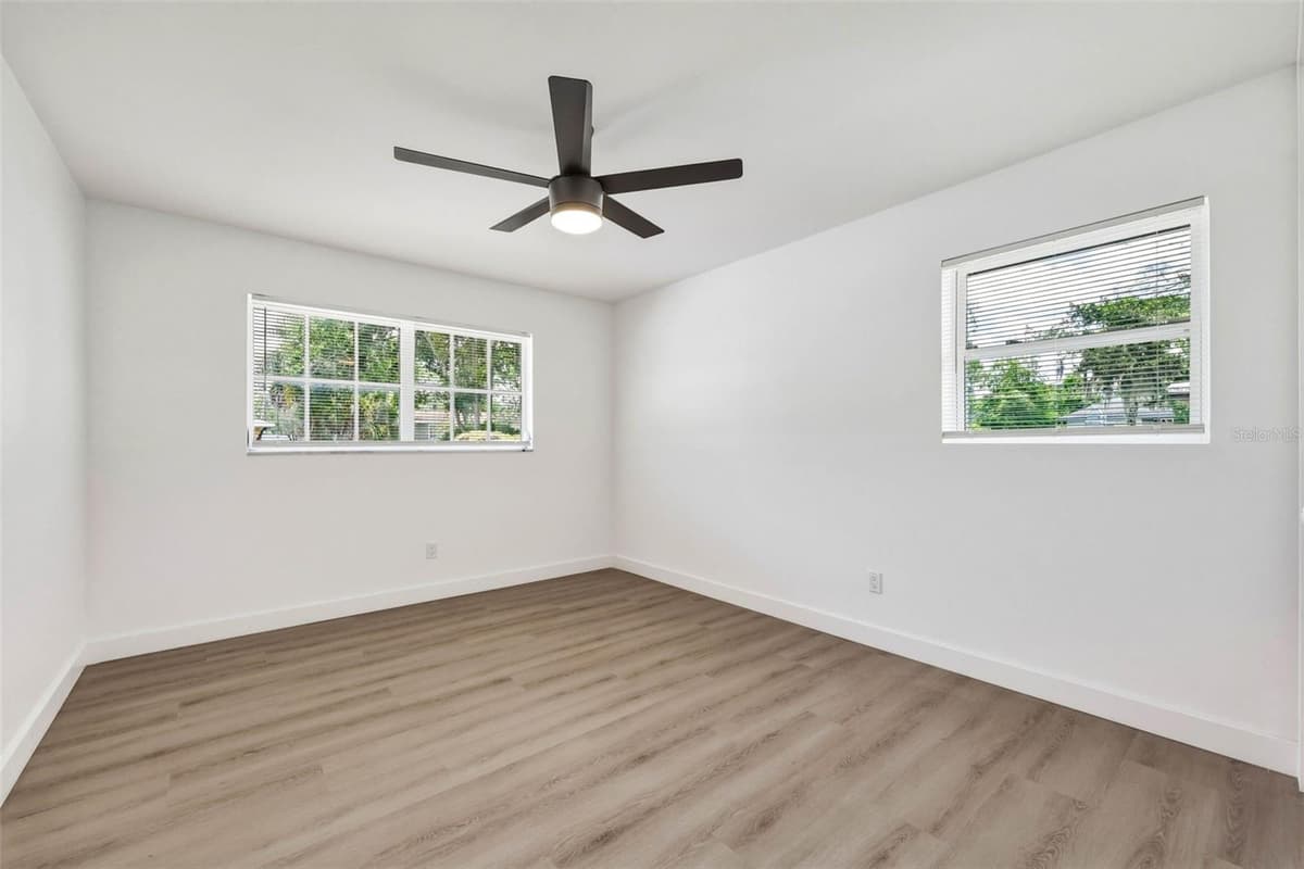 5106 OAKHAVEN LANE — photo 30 of 37