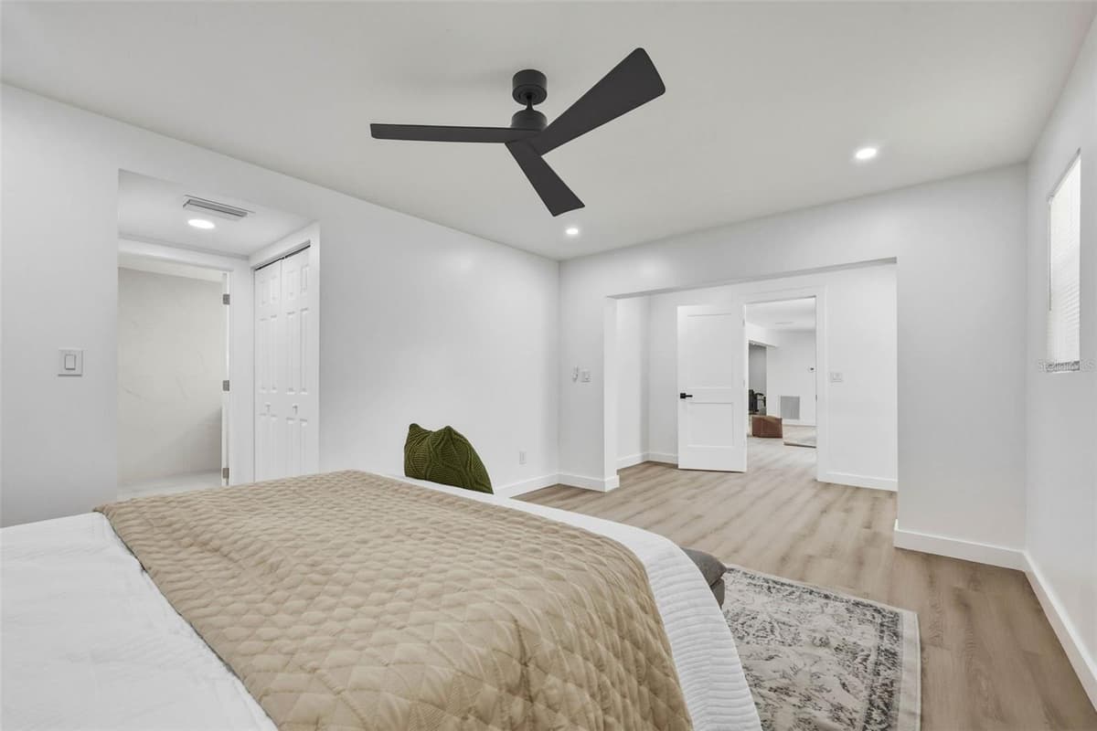 5106 OAKHAVEN LANE — photo 19 of 37