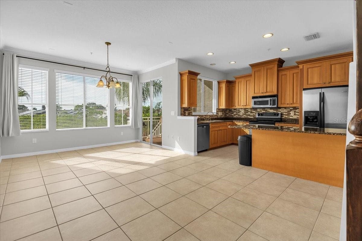 4336 SPINNAKER COVE LANE — photo 13 of 59