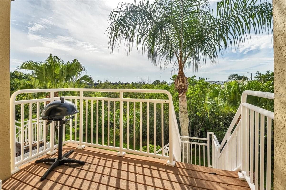 4336 SPINNAKER COVE LANE — photo 18 of 59