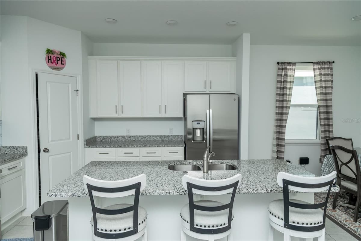 661 CROWN ROSE DRIVE — photo 13 of 44