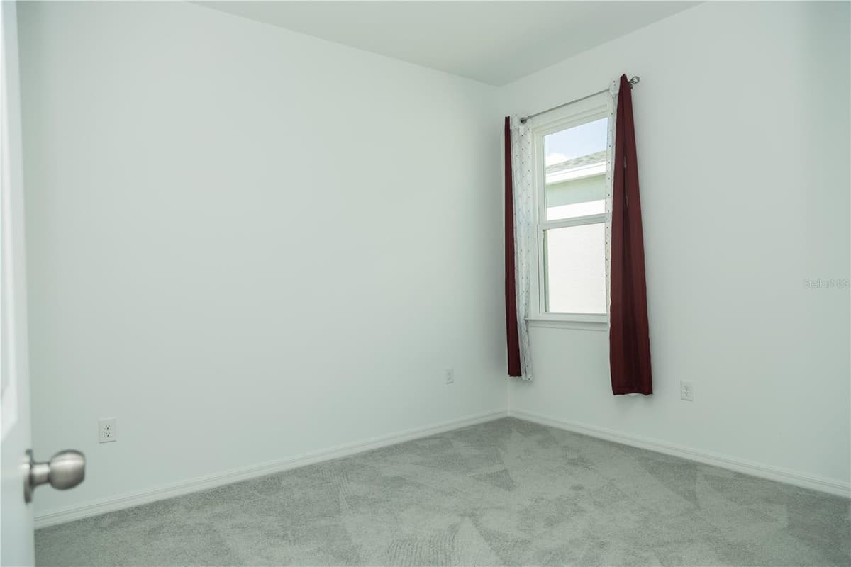 661 CROWN ROSE DRIVE — photo 29 of 44