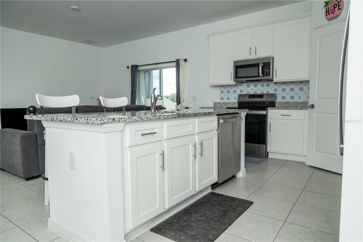 661 CROWN ROSE DRIVE — photo 12 of 44